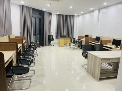 Tầng 2, căn góc 2 mặt tiền 50m2 có thang máy, máy lạnh giá chỉ 9 triệu