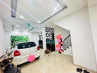 Nhà 36m2 5 tầng mặt tiền 5m, Xuân La, Tây Hồ, ô tô vào nhà