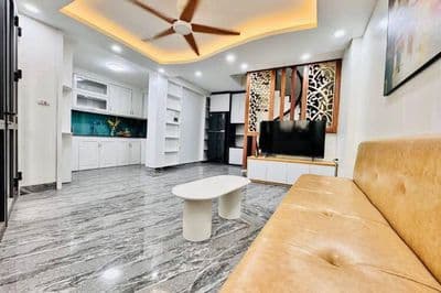 Cho thuê nhà nguyên căn Mới Tinh, Lĩnh Nam, Full nội thất