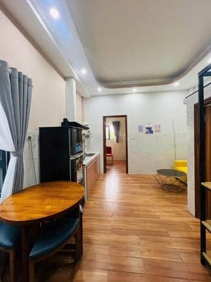 Căn hộ 1PN full nội thất, ban công gần Ngã Ba Huế