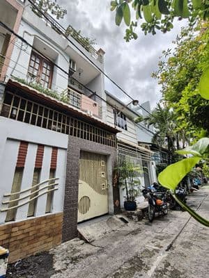 Hẻm xe hơi, lũy bán bích - nguyễn sơn - nhà 2 tầng đúc 4x13m chỉ 5 tỷ