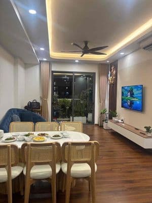 Cho thuê căn góc Bình Tân Akari City 2 Phòng Ngủ 2wc full nội thất