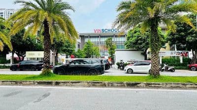 Bán nhà phố Nguyễn Lam, 33m2 x 5 tầng, gần Vinschool