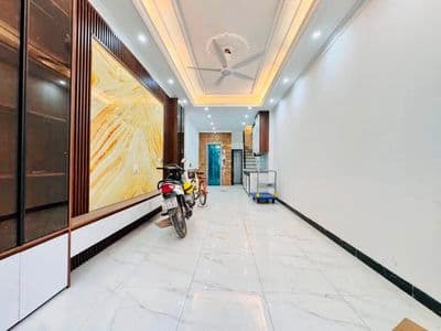 Cho thuê nhà nguyên căn 95 Thúy Lĩnh, 35m2, 5 tầng, có thang máy
