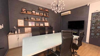 Cho thuê nha đường miếu nổi 4x20:5pn 3wc 33tr
