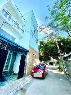 Cho thuê nhà hẻm xe hơi đường Võ Văn Hát phường Long Trường