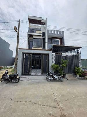 Nhà phố hoàn công gần chợ Bình An và làng đại học quốc gia TpHCM