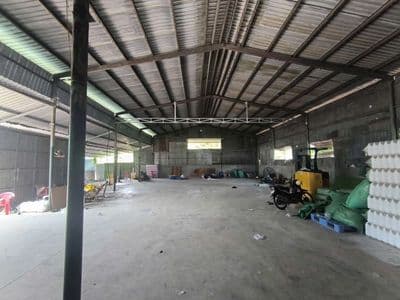 xưởng 20 x 30 = 600m2 đường mai bá Hương