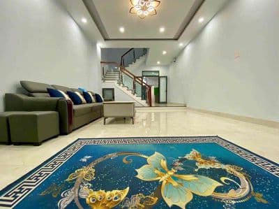 Cho thuê nhà 5 phòng ngủ có bếp full nội thất - nam việt á