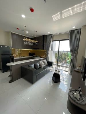 Chủ cần bán căn 2pn - 2 tỏi- full nội thất.