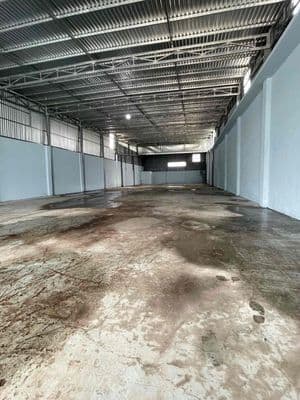 cho thuê kho xưởng 1/ dg nguyễn văn bứa hóc môn dt 850 m2 giá 42 tr