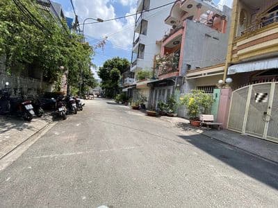 Nhà Thuê 4x17m.Cấp 4.Hẻm 8m Phan Anh.Giá:7tr