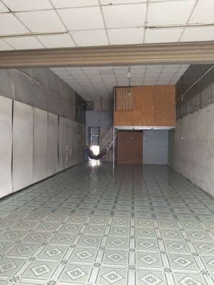 Mặt bằng 100m2 vuông vức, kd đa ngành nghề, đường cực sầm uất