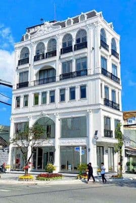 Cho Thuê Lô Góc 2 Mặt Tiền gần Hồ Nghinh