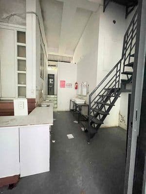 15tr • căn 2pn 2wc rộng 150m² • 1 trệt 1 lầu • sân vườn • đậu ô tô trư