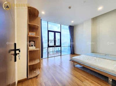 2 phòng ngủ 60m2/ thang máy - hầm xe/ ngay etown cộng hoà