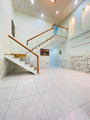 Nhà 1 Trệt 1Lửng 3pn 3wc QL13 gần Vạn Phúc 4.5Tỷ tl