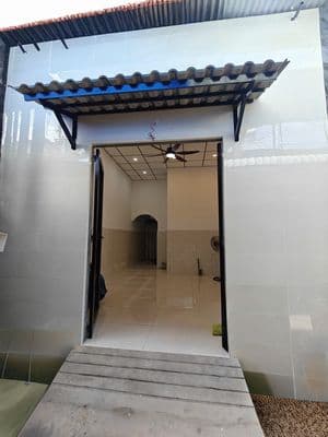 Nhà mới có gác, thích hợp cho vợ chồng trẻ ở riêng. Thị Trấn Gò Dầu TN