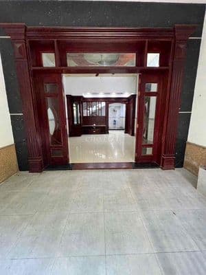 Cho thuê nhà hẻm 6m thông Vườn Lài: 4,5 x 17m, trệt 2 lầu ST (4PN 3WC)