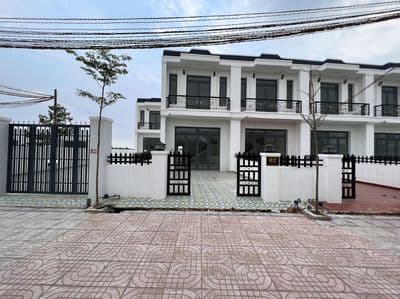 Bán gấp Mặt Tiền Bến Phú Định 36x50 m2 giá 69 tỷ