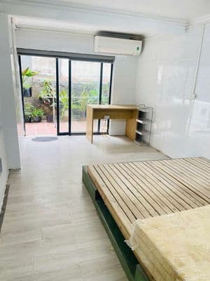 Cho thuê nhà Đội Cấn 60m², 3 tầng, 2 phòng ngủ, chỉ 10 triệu/tháng