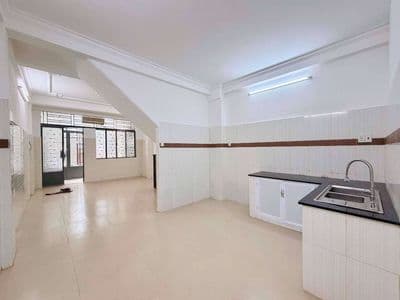 Phân khúc chỉ hơn 6 tỏi sở hữu nhà trung tâm q. pn - sổ cực vuông vức