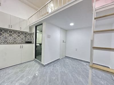 Trống sẵn duplex nội thất cơ bản, nằm gần ubnd quận 2