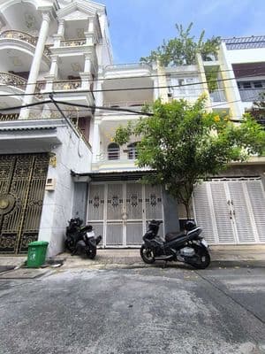 HXH Phan đình phùng 4*17m 3 lầu giá 14tr