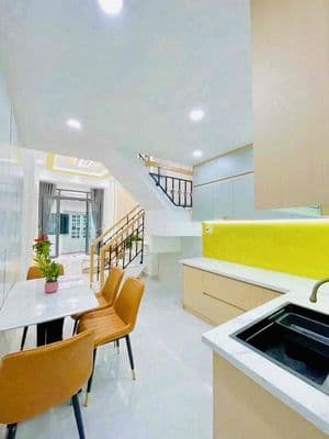 Nhà Đẹp 3PN TÂN HOÀ ĐÔNG, Sát hẻm xe tải, Nở Hậu , Giáp Quận 6 .