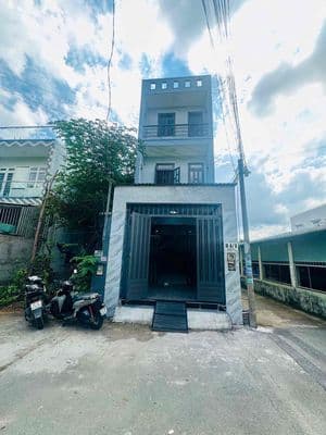 Cho thuê nhà sau KĐT Đông Tăng Long - 74m2 3 Tầng 4PN3WC