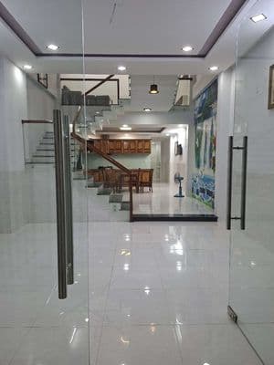 Cho thuê nhà 3 tầng đường: đoàn khuê - 4 phòng - 3wc - đủ nội thất