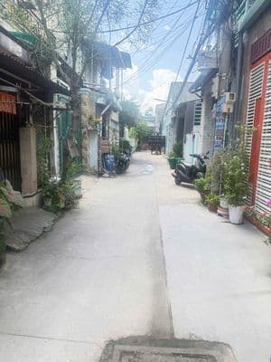 Cho Thuê Nhà 4x19 ( 3 Tầng) Gần Sát Chợ Đầu Mối Hóc Môn