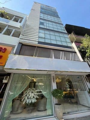 CÓ THANG MÁY - Nhà Mặt tiền Cao Thắng, Quận 10 - DTSD 390m2, 7TẦNG