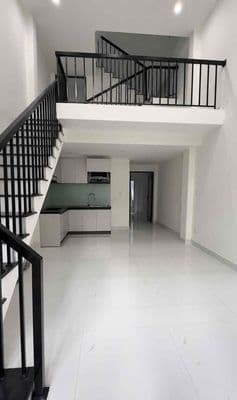 Cho thuê nhà đẹp 3 tầng 4 pn đường an hải bắc- sơn trà- giá 16tr