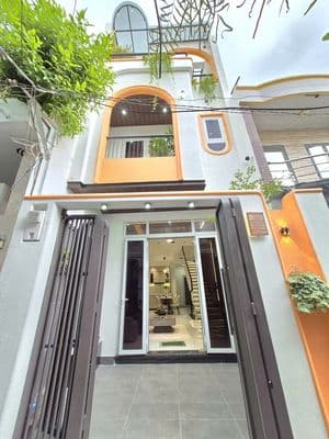 Nhà Đẹp Xây Mới Bùi Đình Túy, 3Tầng 4PN 59m2(4 x 15), gia 8.79ty