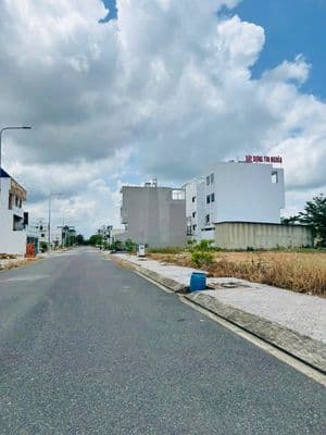 Mua lô ngang 6m xây nhà rộng rãi tại KDC Tân Đô