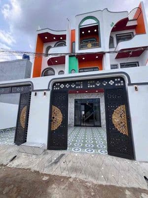 Nhà Mới 2 Lầu 4 x 23m Ngay Ngã Ba Tân Kim Cách Đường Nhựa 50m . SHR