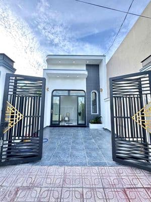 Nhà Mới Xây 4,7 x 22m - Ngay Ngã Tư Gia Bảo - Sổ Hồng Hoàn Công