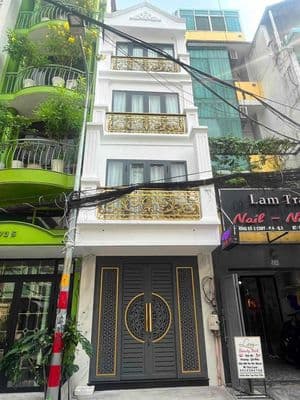 121 Đường số 3, Cư Xá Đô Thành, Quận 3 Diện tích: 3 x 11m Kết cấu: trệ
