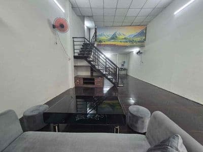 nguyên căn hẻm ba gác Nguyễn hồng Đào (5x11m)
