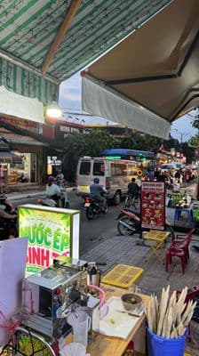 Cho Thuê Mặt Tiền Đường Tân Hoà Đông, Vị Trí Đẹp, Xe Cộ Tấp Nập