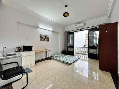 Cho Thuê Căn Hộ Trung Tâm Quận 1 - Ban Công Lớn_Ngay ĐH Nhân Văn