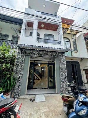 Nhà mới đẹp full nội thất ngang 4,2 x 12m, công nhận 51m