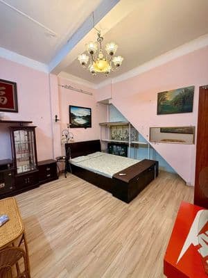 Cho thuê căn hộ 2PN full đồ 5tr Hào Nam, Đống Đa