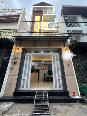 Nhà 4x10m 4 tấm đường 18b gò xòai-mã lò gần lê văn quới
