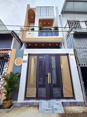 Bán nhà trệt lầu Hoàng Quốc Việt, Cần Thơ, full nội thất