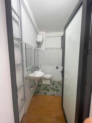 Cho thuê nhà 5 tầng 32m2, 4 ngủ, Cầu Diễn, Nam Từ Liêm