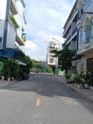 Nhà phố 4PN Phú Hồng Đạt - Bình Chuẩn, Thuận An, Bình Dương