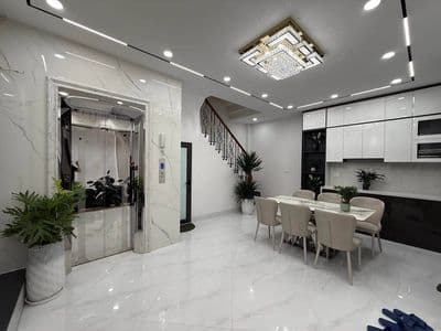 Bán nhà 40m2 Tam Trinh, Mai Động, 5 tầng thang máy, full nội thất