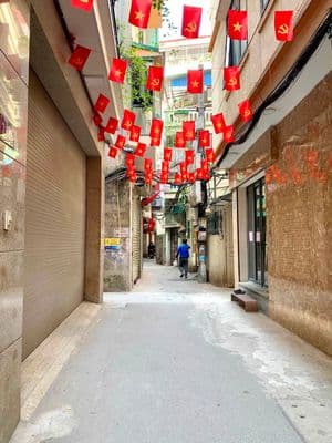 Nhà Bách Khoa 40m2, 5 tầng, mặt tiền 4m, 6.9 tỷ